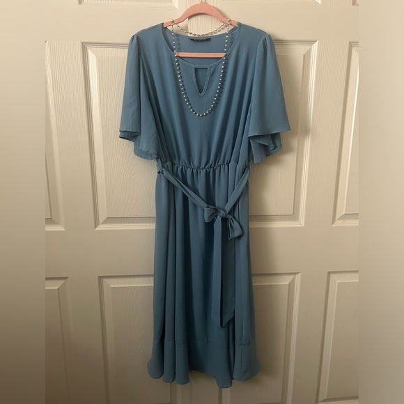 BloomChic Blue Midi Dress with Tie Waist 14/16 - Picture 3 of 8